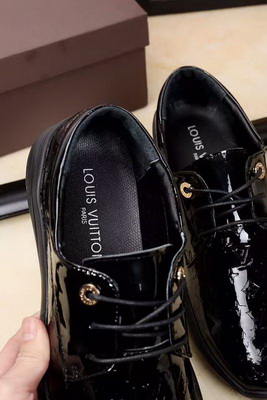 LV Fashion Men Sneakers--107